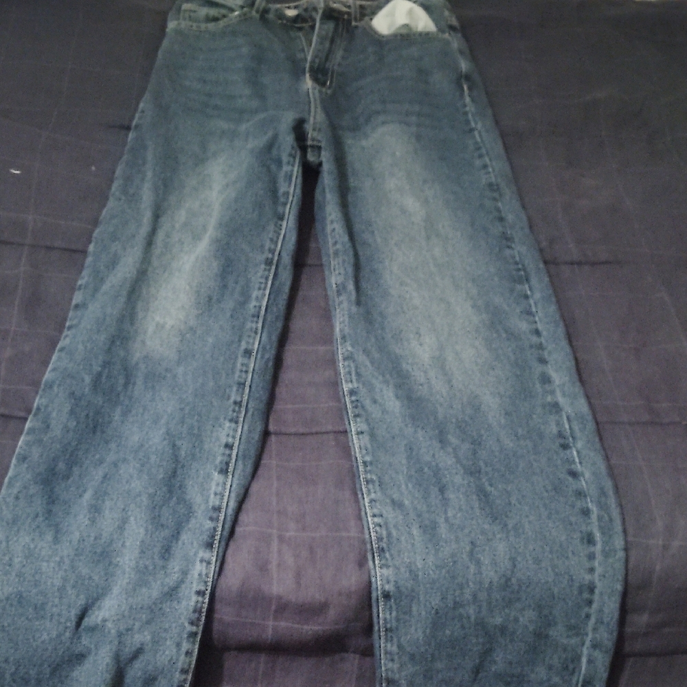 SHEIN Relaxed Fit Blue Jeans